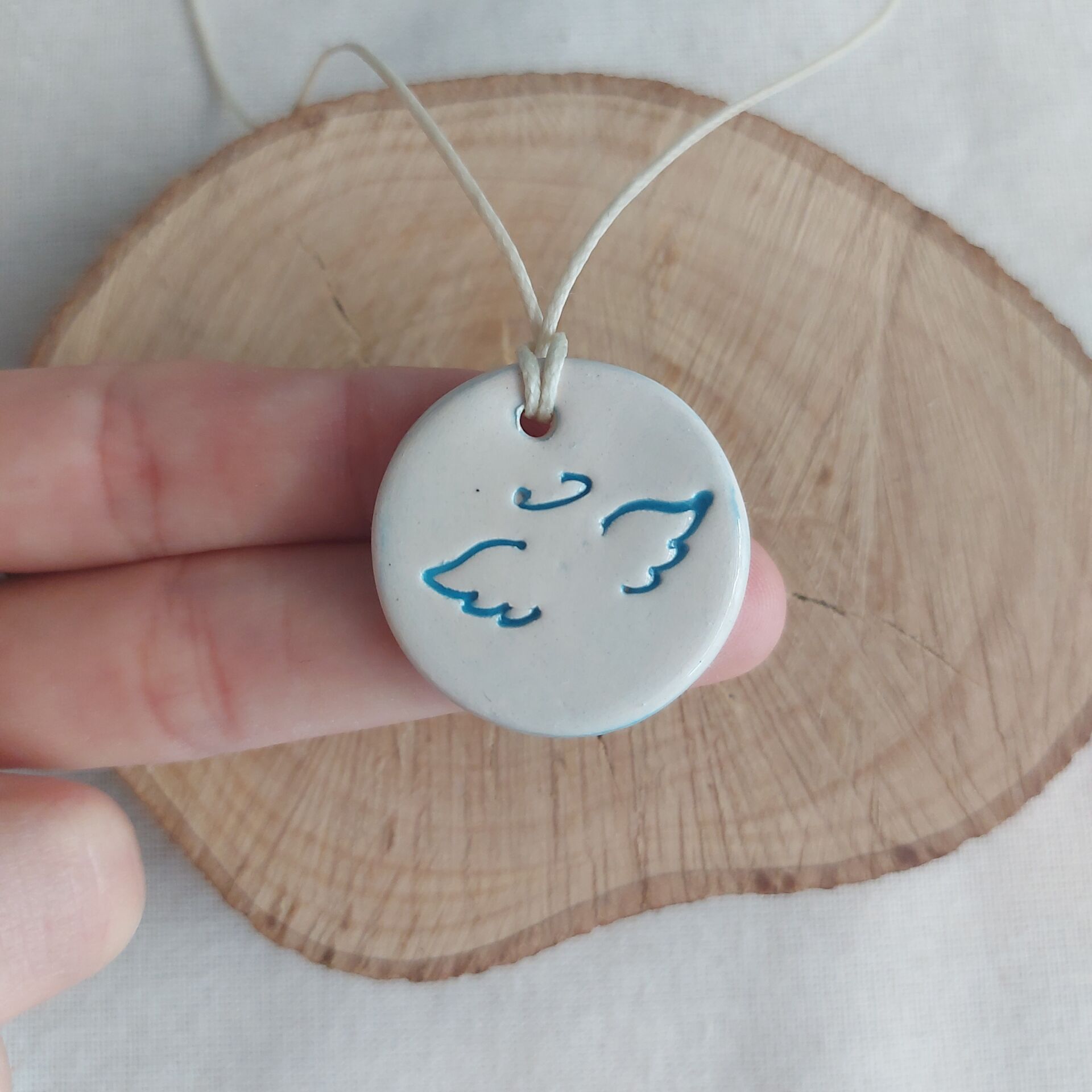 Kanatlı Melek Seramik Kolye